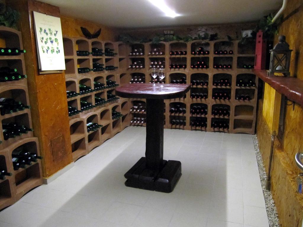 Penzion Vinarsky Dvorek Velke Nemcice Extérieur photo